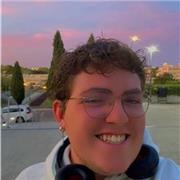 Quiero dar clases adaptadas al nivel de cada alumno. Tengo los conocimientos para ello por lo que me veo capaz de poder enseñar desde ESO hasta universidad.